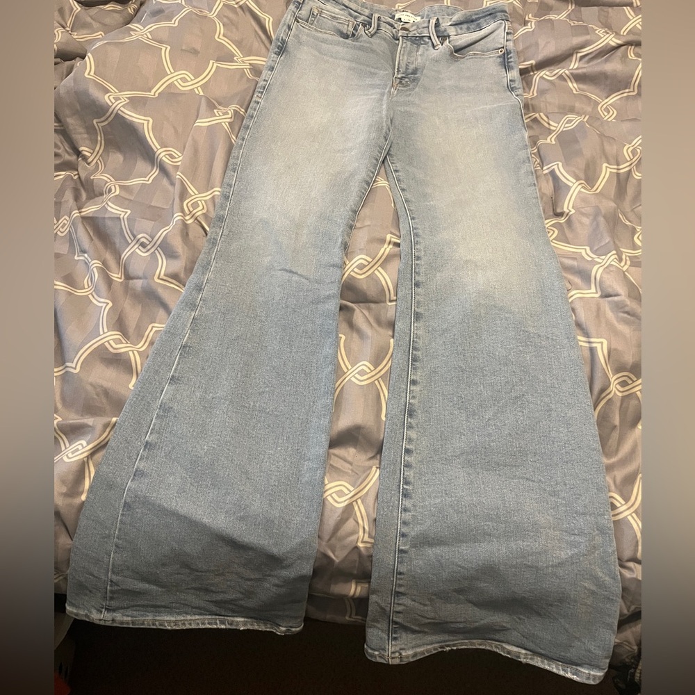 Good American Women’s Light Blue Stretch Flare Jeans size 2/26